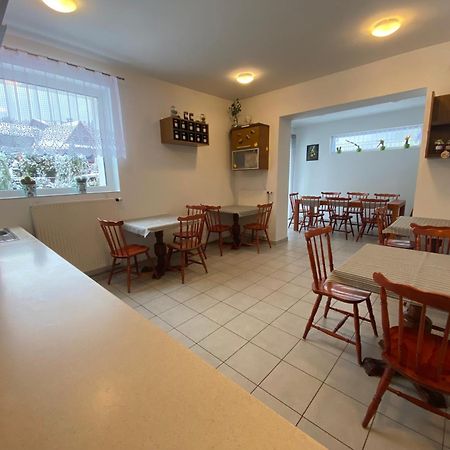 Holcyna 21 Apartment Брена Екстериор снимка